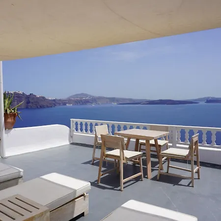 Calliope Aegean Views فيلة أويا